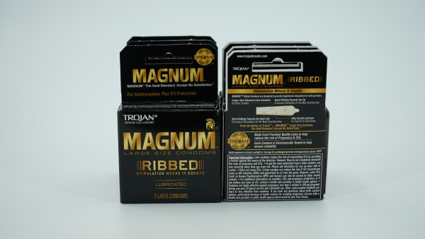 TROJAN MAGNUM RIBBED 6CT